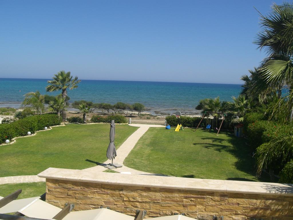 Ionion Beachfront Villa Ajia Napa Pokój zdjęcie