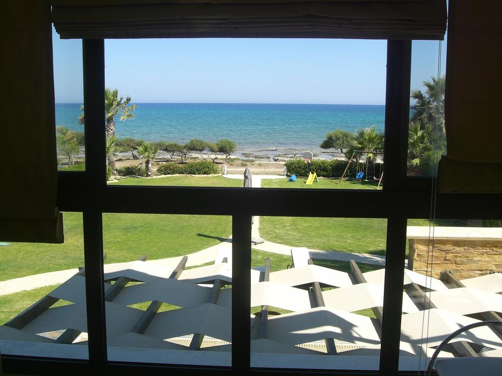 Ionion Beachfront Villa Ajia Napa Zewnętrze zdjęcie