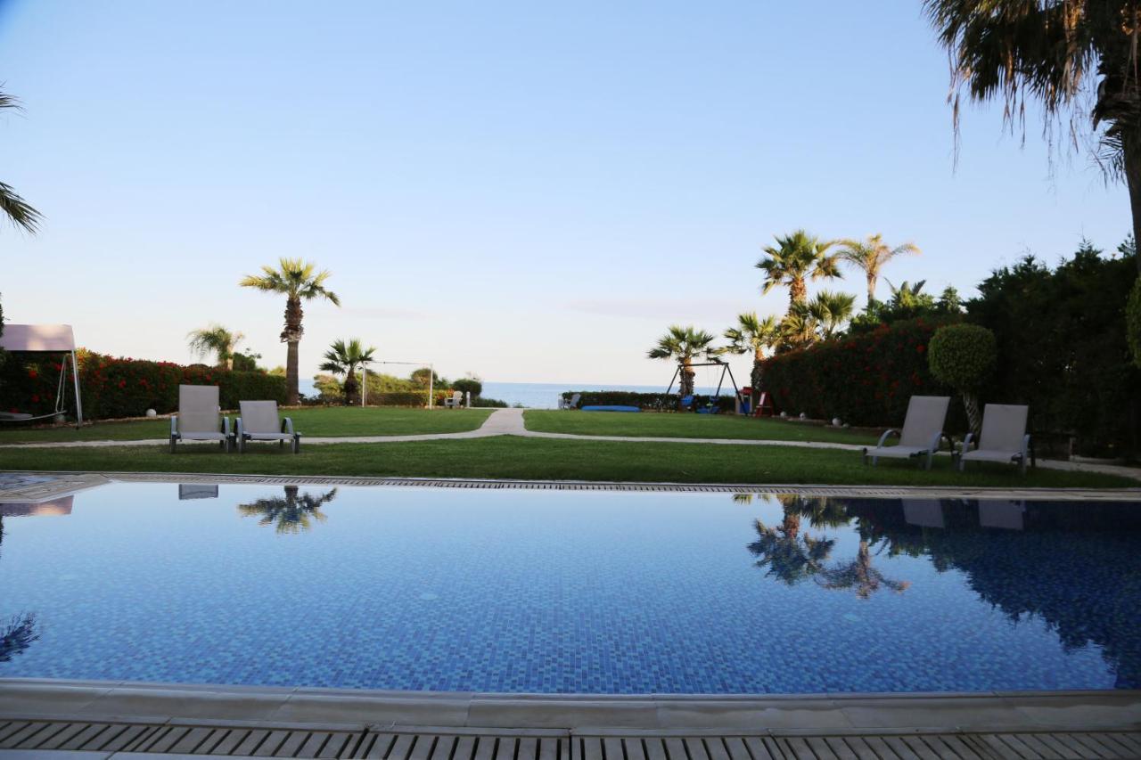 Ionion Beachfront Villa Ajia Napa Zewnętrze zdjęcie